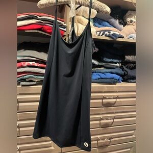 Vuori Athletic Dress